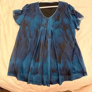 Amazon Blue Floral-Print V-Neck Tunic Top